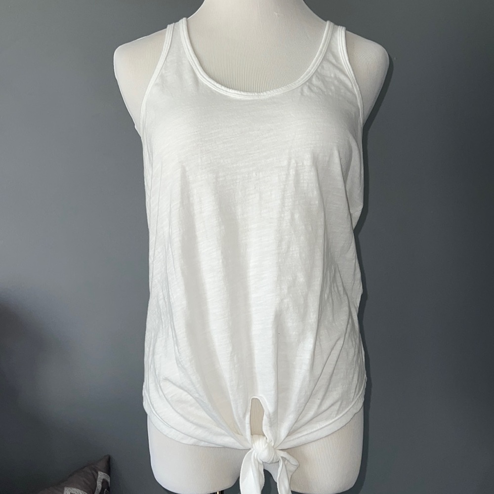 White tank